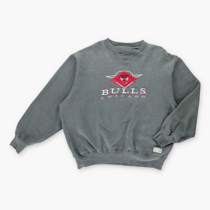 Vintage CHICAGO BULLS 90'S Basketball Embroidered Grey NBA Sweatshirt (XL)