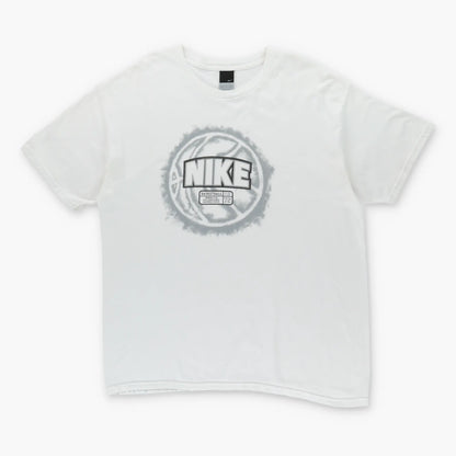 NIKE Spell Out Logo Basketball White & Grey T-Shirt (XL-XXL) - Vintage Sole Melbourne