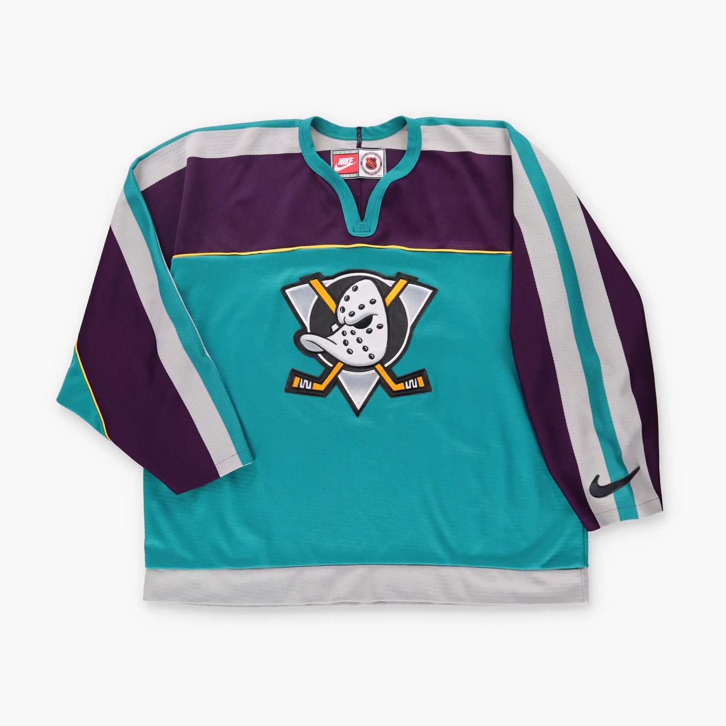 Vintage NIKE Anaheim Mighty Ducks NHL Embroidered Patch Canadian Made Hockey Jersey (XL)