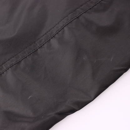 NIKE Centre Swoosh Black & White V-Neck Pull Over (L-XL)