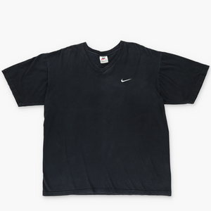 NIKE Embroidered Swoosh Logo V-neck T-Shirt (XL)