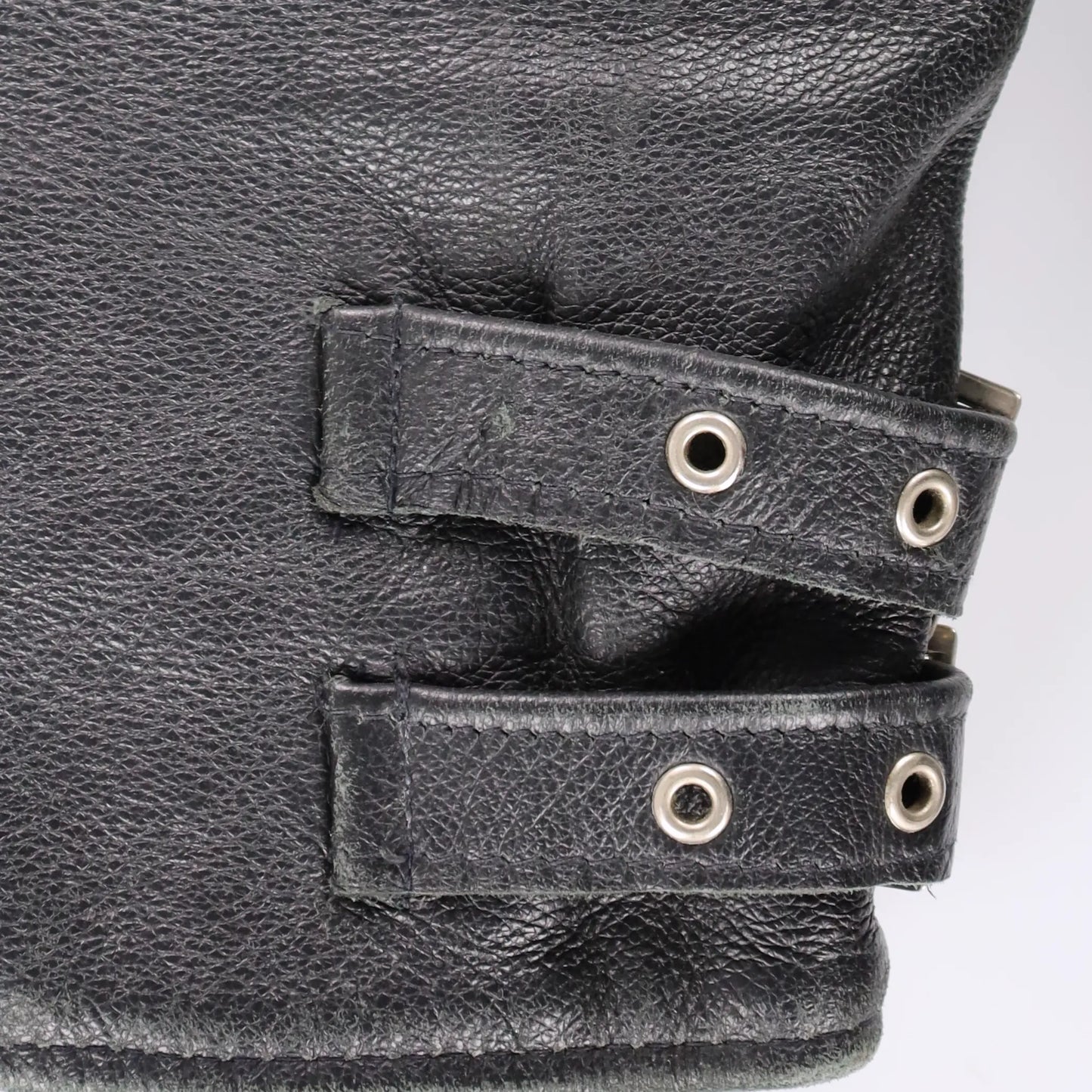 Vintage SCHOTT PERFECTO 561 Leather Motorcycle Jacket USA Made (40) - Vintage Sole Melbourne