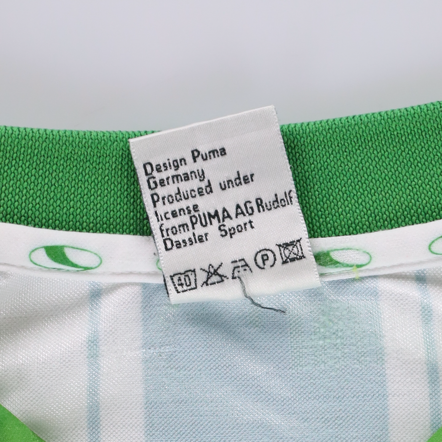 Vintage Atletico Nacional 1997/1998 Postobon PUMA Home Soccer Jersey (L) Vintage Sole Melbourne