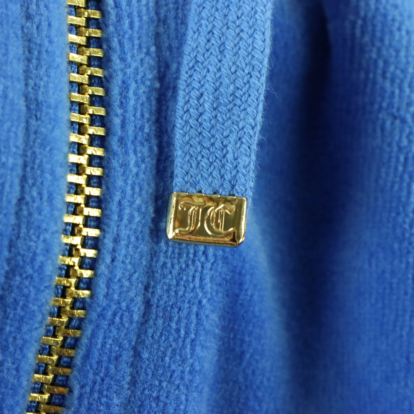 Vintage JUICY COUTURE 'Allure Blue' Embellished Y2K Velour Hoodie Sweatshirt (S)