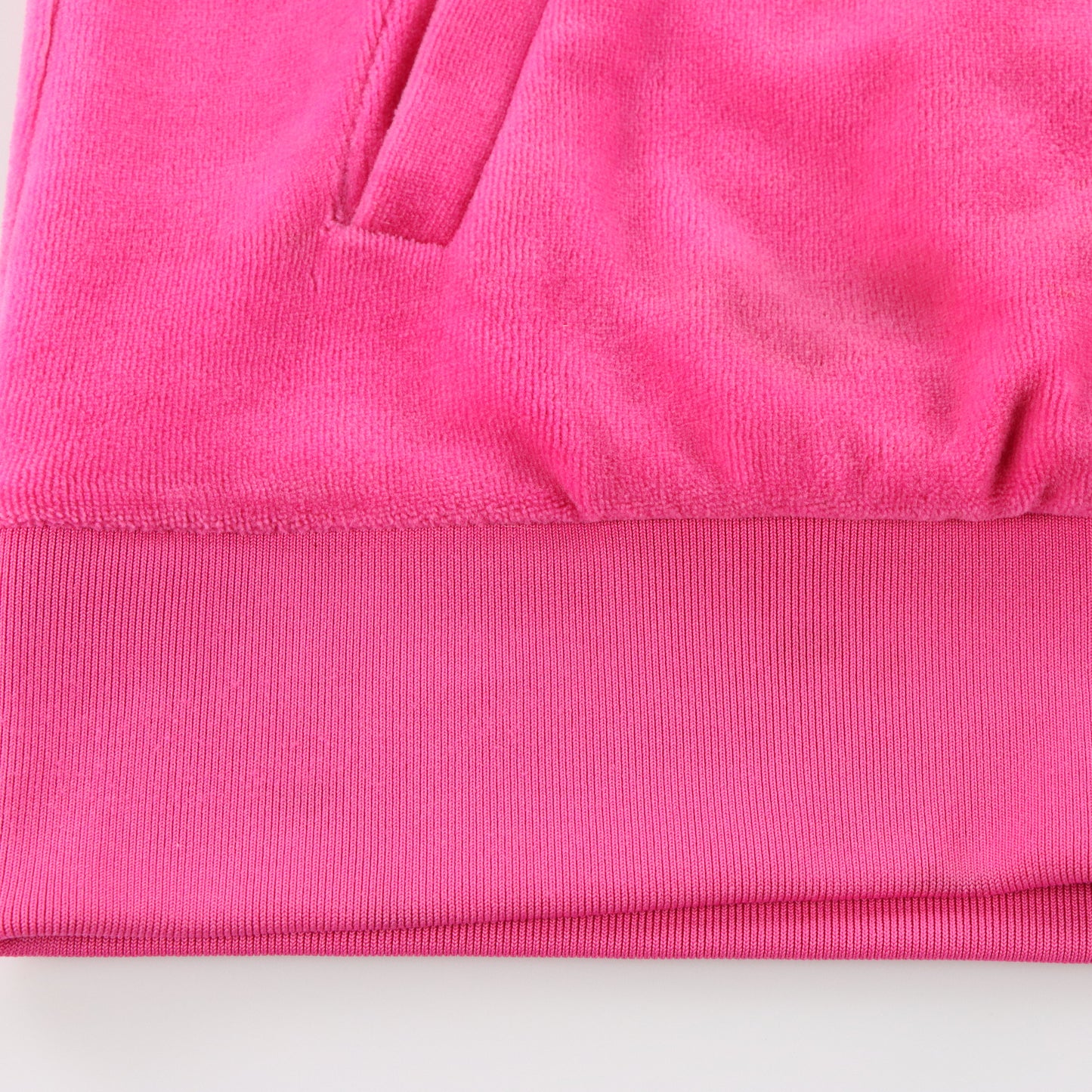 Vintage JUICY COUTURE Embellished Glitter Logo Y2K Hot Pink Hoodie Sweatshirt (Women's M) Vintage Sole Melbourne