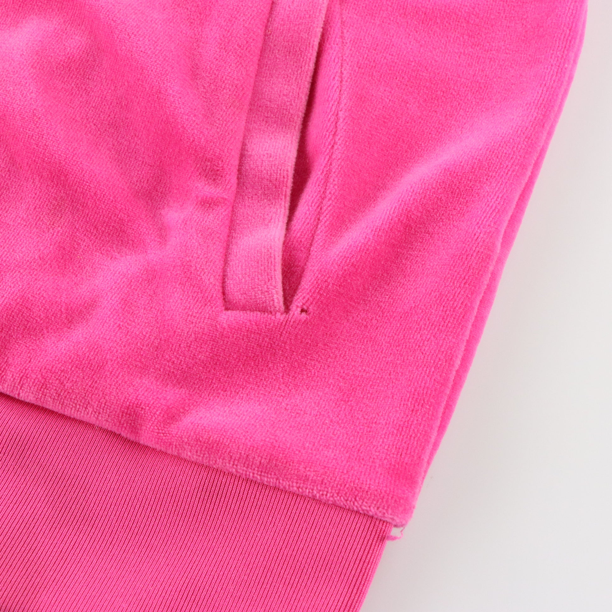 Vintage JUICY COUTURE Embellished Glitter Logo Y2K Hot Pink Hoodie Sweatshirt (Women's M) Vintage Sole Melbourne