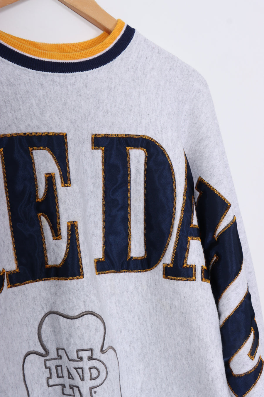 Vintage Notre Dame College Football Nylon Applique Spell Out Sweatshirt (M)