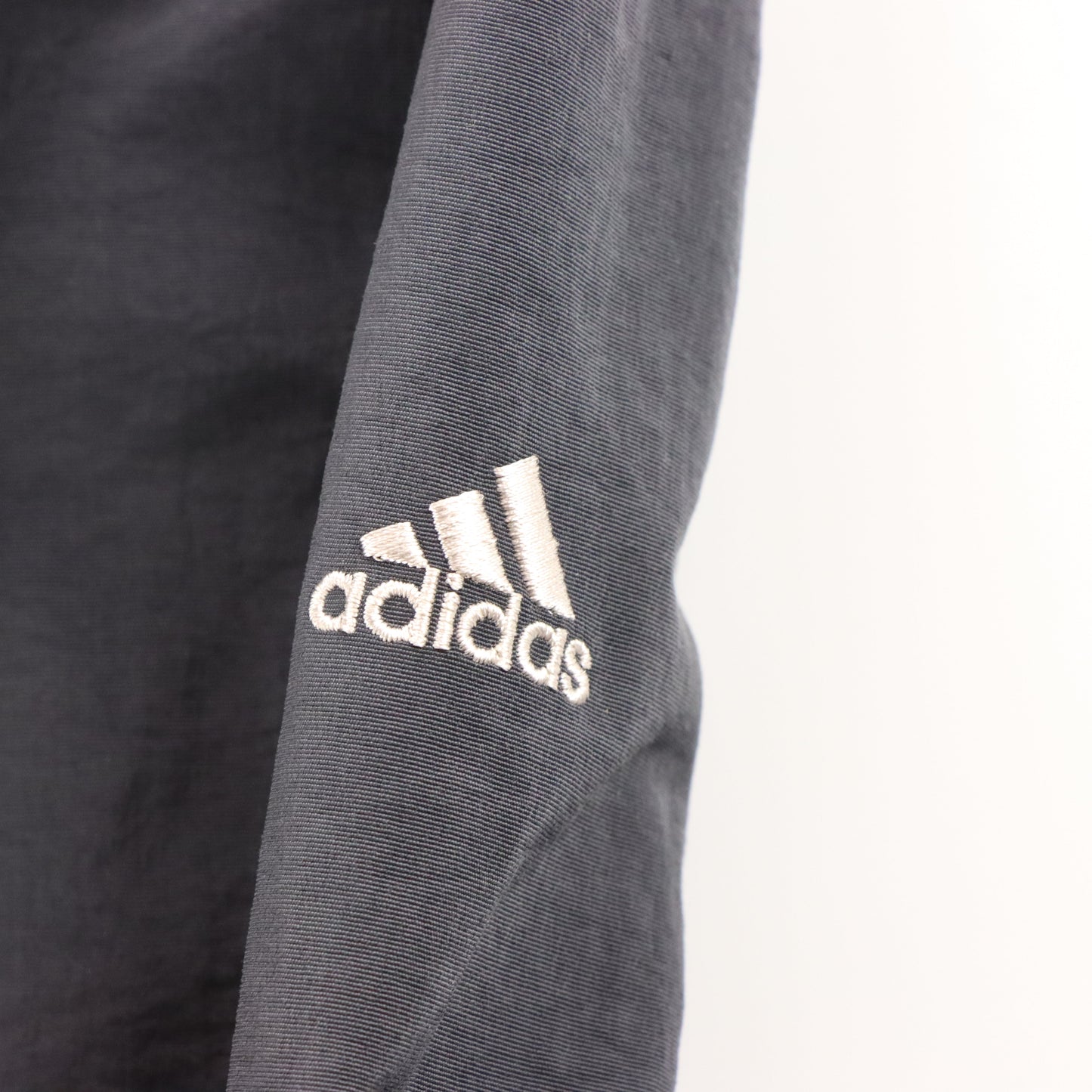 Vintage ADIDAS Spell Out Logo Grey & Red Pull Over Embroidered Windbreaker (L) Vintage Sole Melbourne