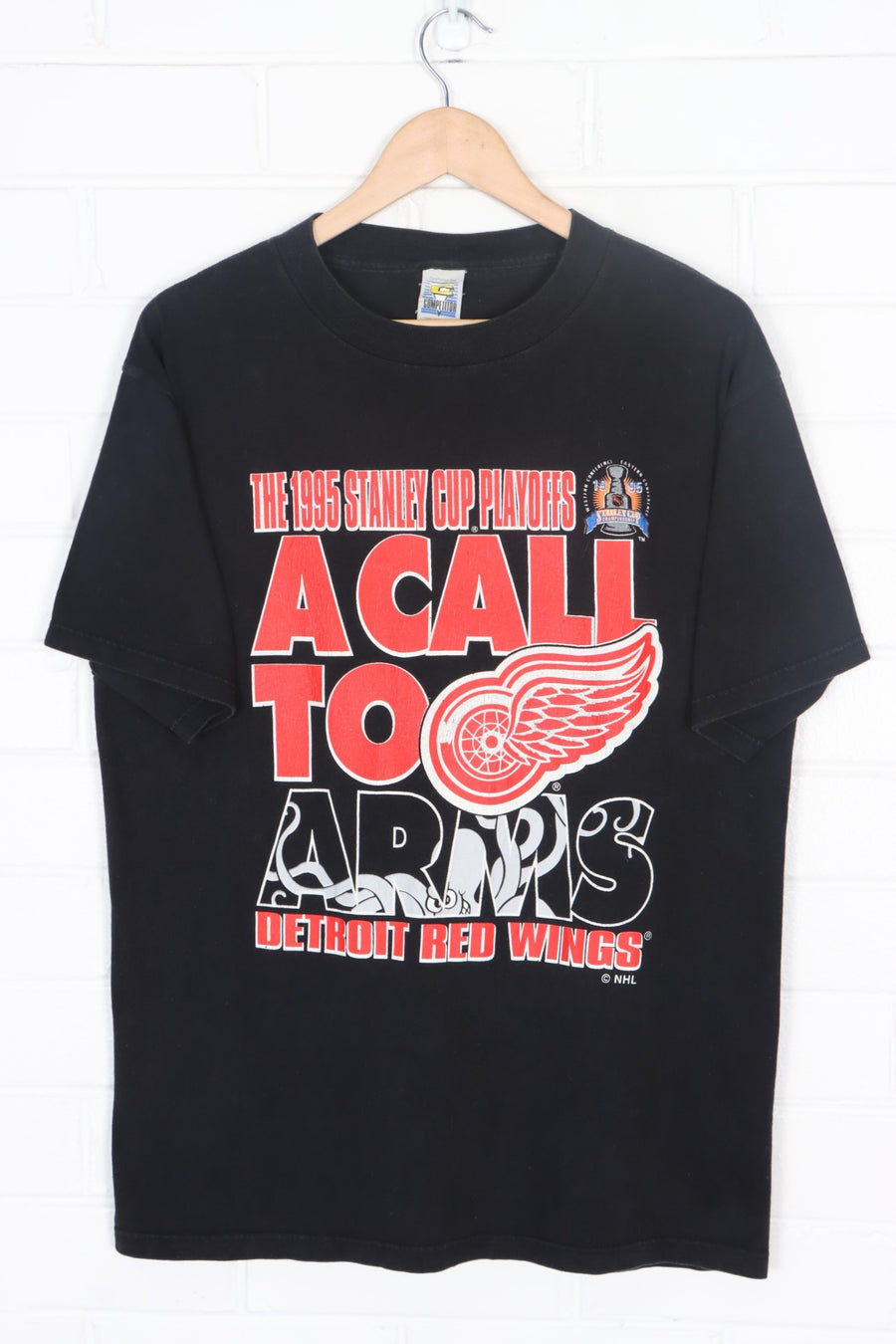 NHL 1995 Detroit Red Wings "A Call to Arms" T-Shirt (L)