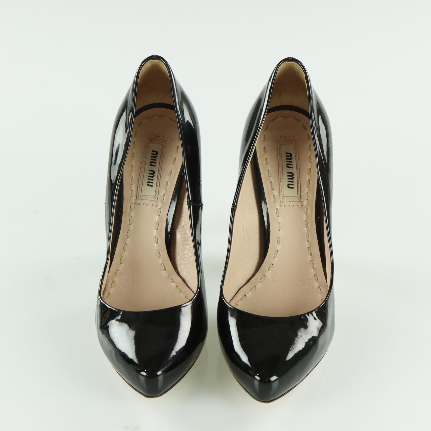 MIU MIU 'ITALY Made' Patent Leather Pointed Toe Black Pumps Heels (35.5)