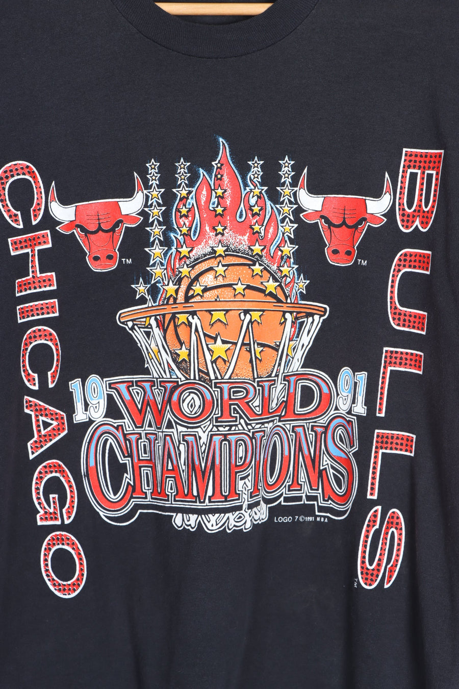 NBA 1991 Chicago Bulls World Champions LOGO 7 T-Shirt (M-L)