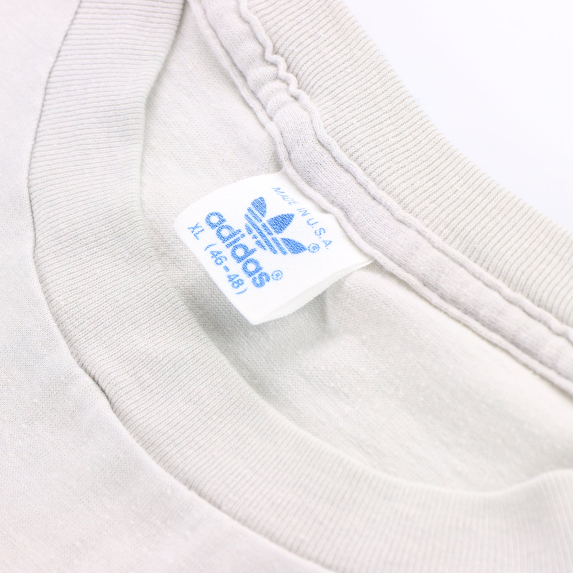 Vintage ADIDAS Trefoil Logo Front Back Single Stitch 50/50 T-Shirt (M-L) Vintage Sole Melbourne