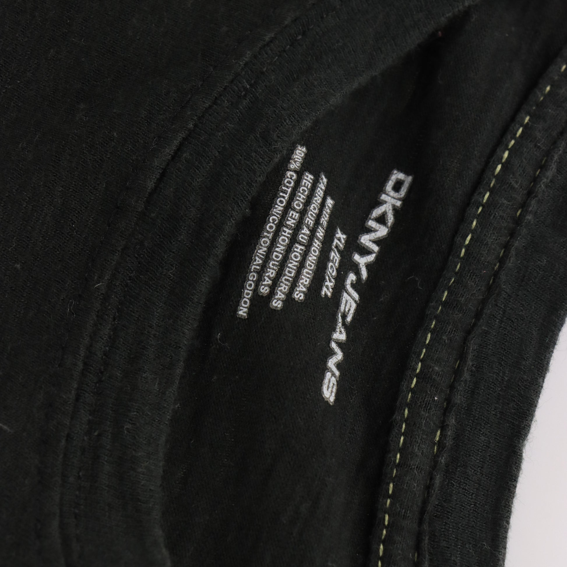 Vintage DKNY JEANS Y2K Dragon Contrast Stitch Grunge Black T-Shirt (XL) Vintage Sole Melbourne
