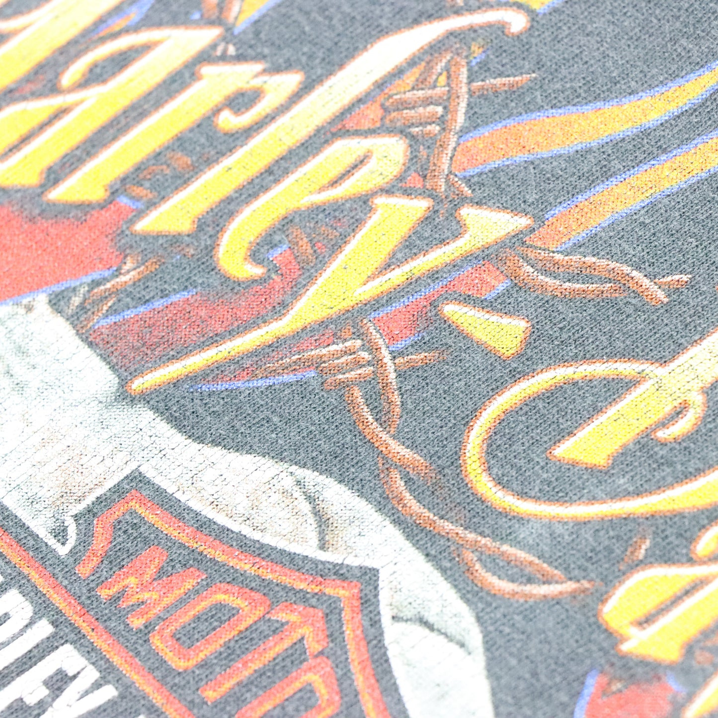Vintage HARLEY DAVIDSON Y2K Flame Canada Made Grey Faded Motorcycle T-Shirt (M-L) Vintage Sole Melbourne