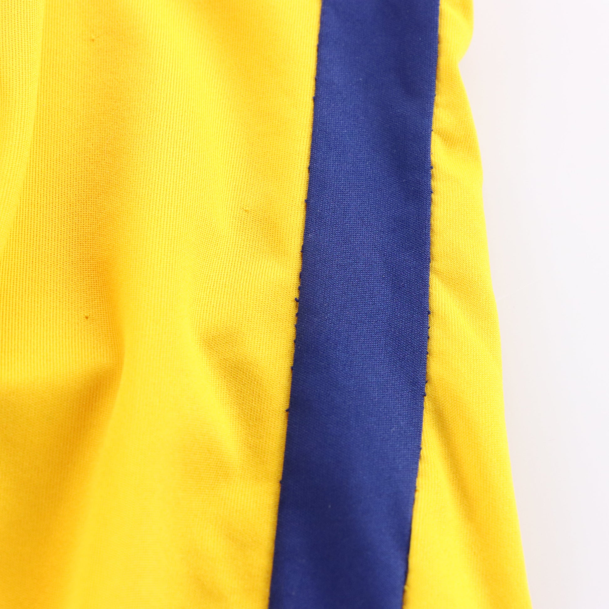 Vintage FC Barcelona 2013/2014 Messi #10 Away Soccer Jersey (XXS) Vintage Sole Melbourne