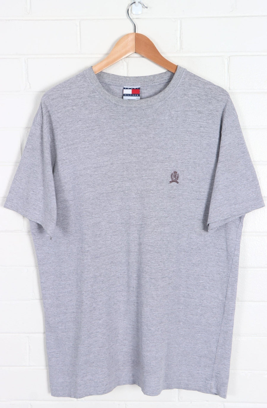 TOMMY HILFIGER Embroidered Crest Logo Grey Casual Tee (L)