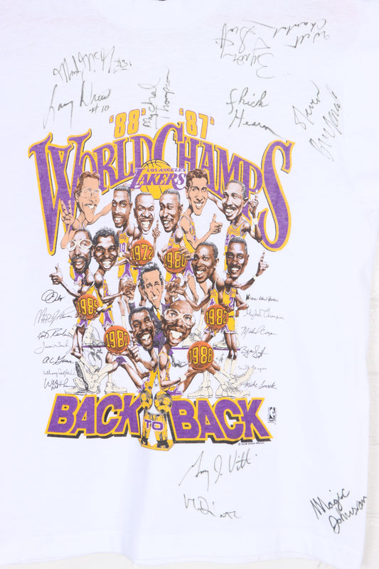 NBA LA Lakers 1987/1988 Autographed Single Stitch T-Shirt USA Made (S)