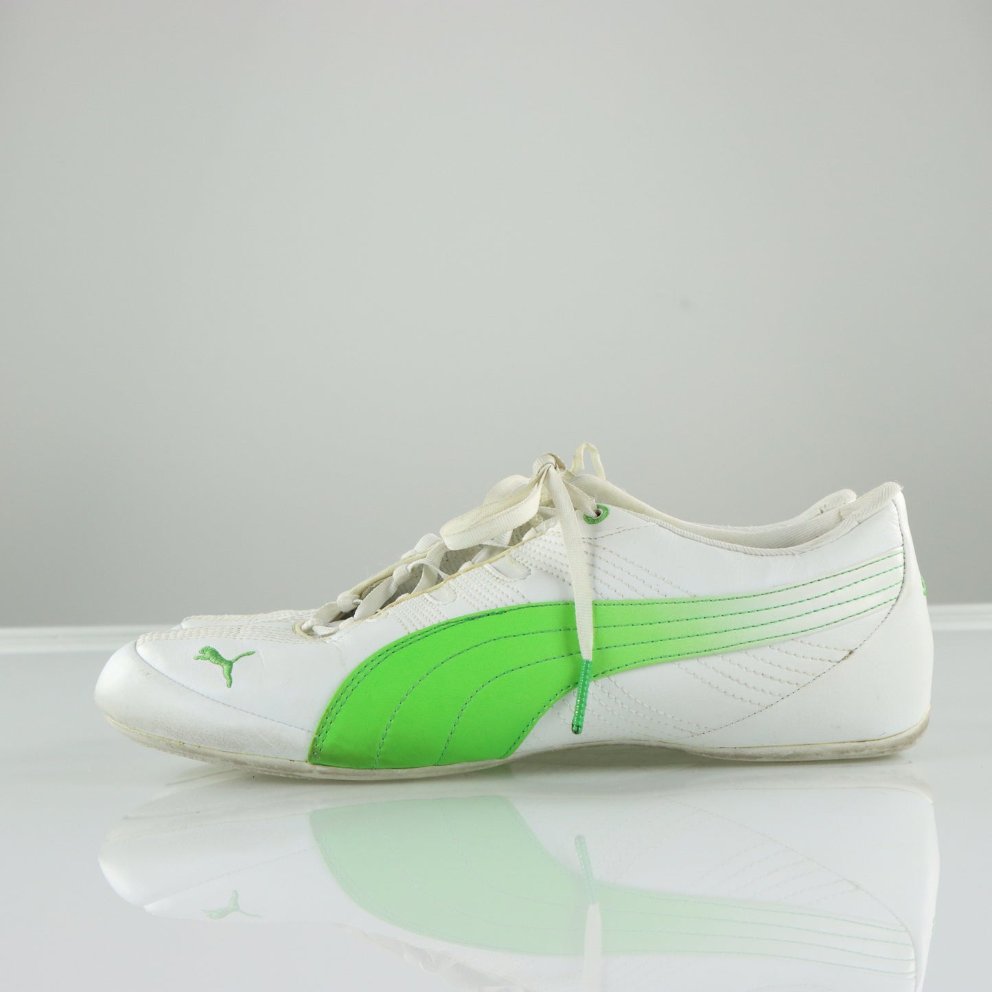PUMA Vintage Green & White Speedcat Trainers Sneakers (41)