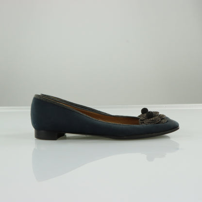 CHANEL 'Camellia' Navy Flower Canvas Ballet Flats (38)