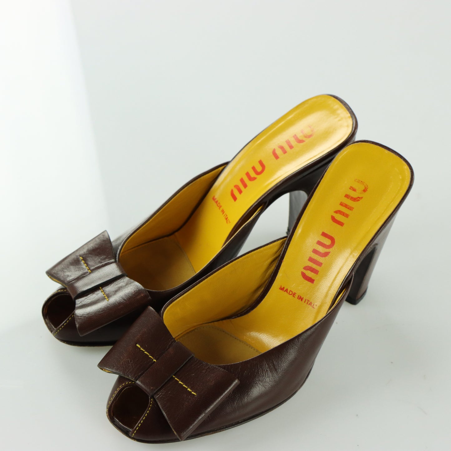 MIU MIU Vintage Brown Leather Bow Mule Heels (37)