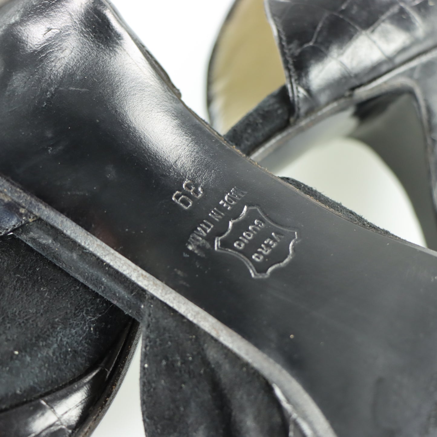 EMPORIO ARMANI  Suede & Croc Italy Made Black Round Toe Heels (39)