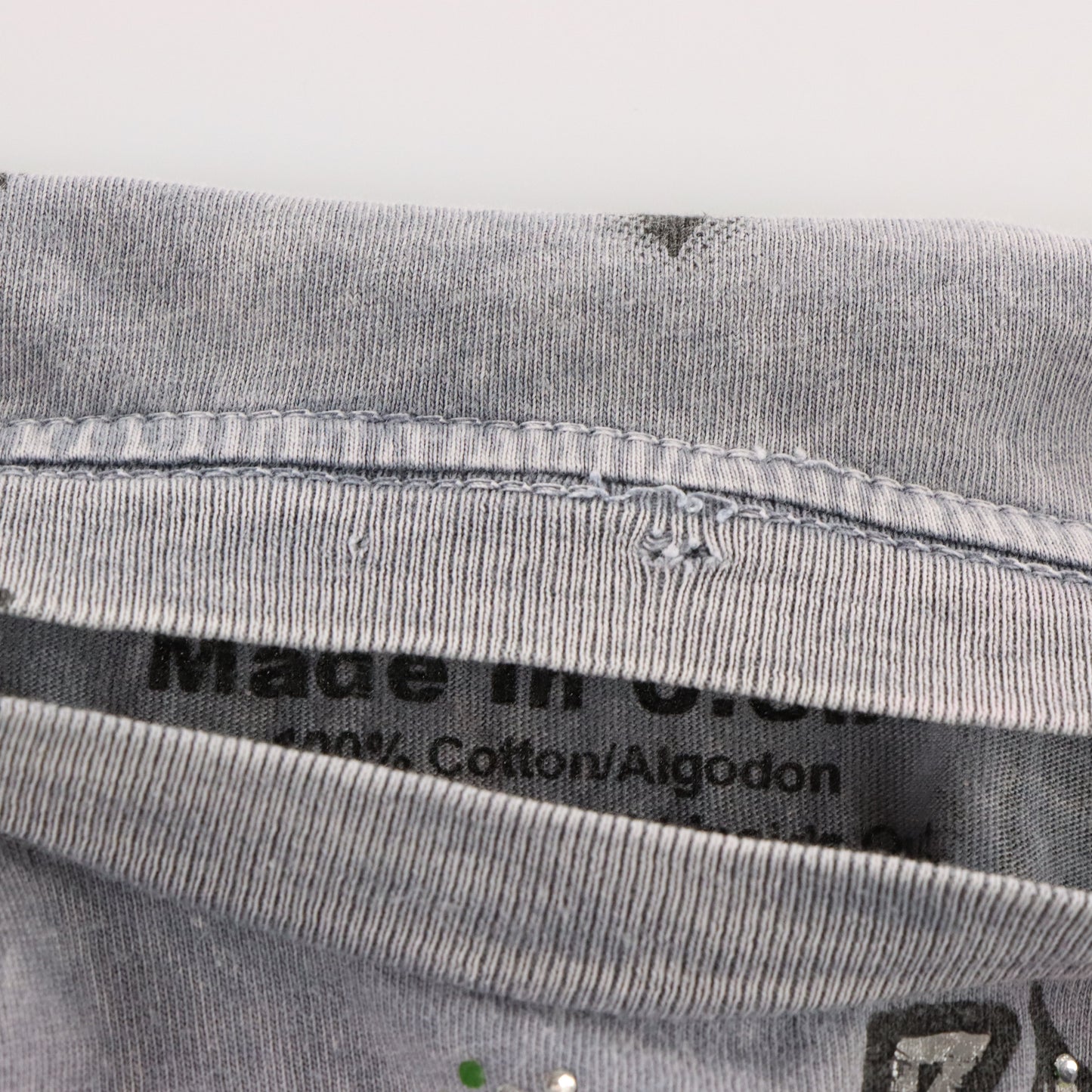 Vintage VICTORIOUS 'Urban Couture' Embellished Y2K Foil Detail Cross & Wings Tee USA Made (L) ***COCO Vintage Sole Melbourne