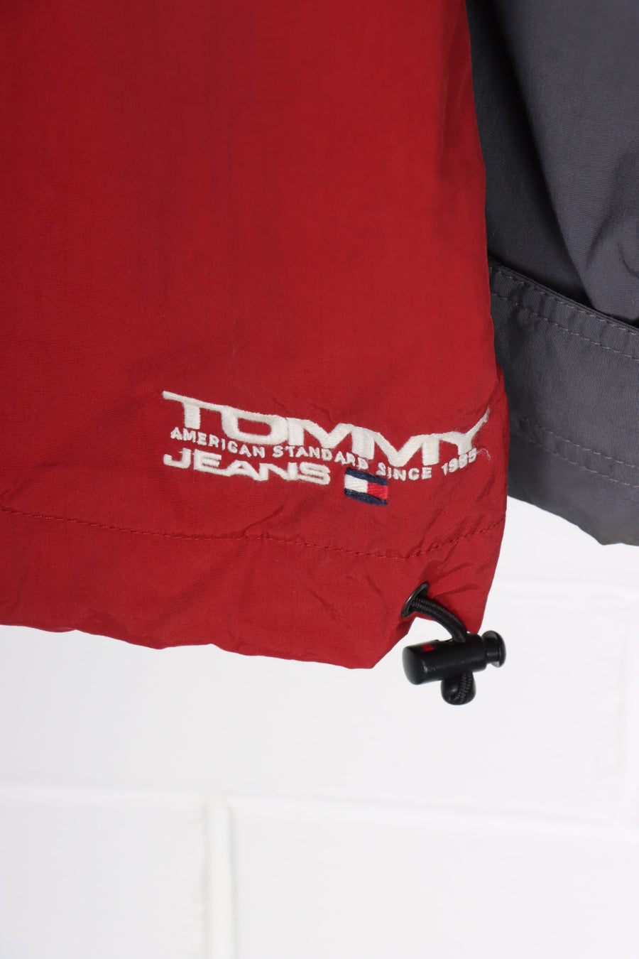 TOMMY HILFIGER Grey & Red Striped Fleece Lined Hooded Jacket (XXXL)