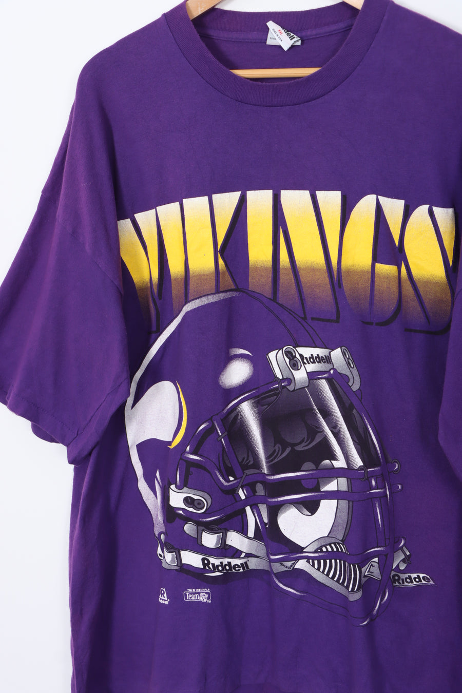 Vintage Minnesota Vikings Riddell 1994 Big Helmet USA Made Tee (XXL)