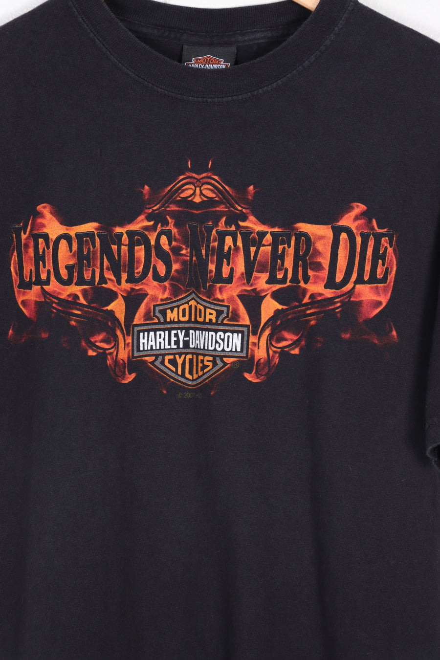 HARLEY DAVIDSON 'Legends Never Die' Privateers Flames Tee (M)