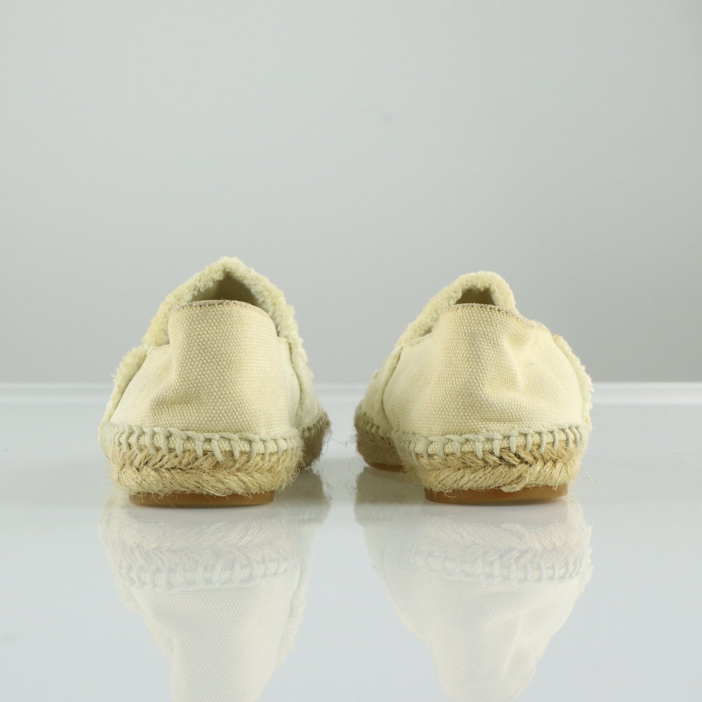 CHANEL 'CC' Logo Ivory & Navy Canvas Espadrille Flats Spanish Made (36)