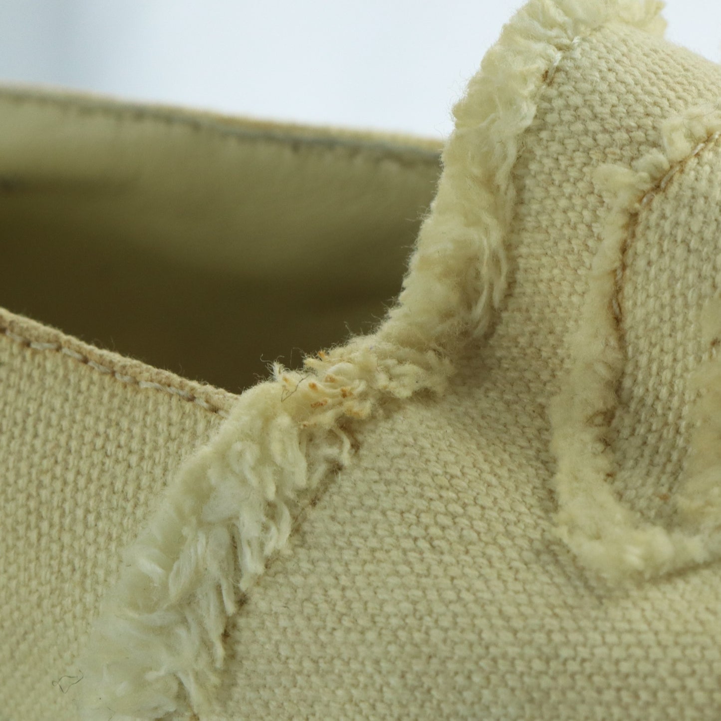 CHANEL 'CC' Logo Ivory & Navy Canvas Espadrille Flats Spanish Made (36)