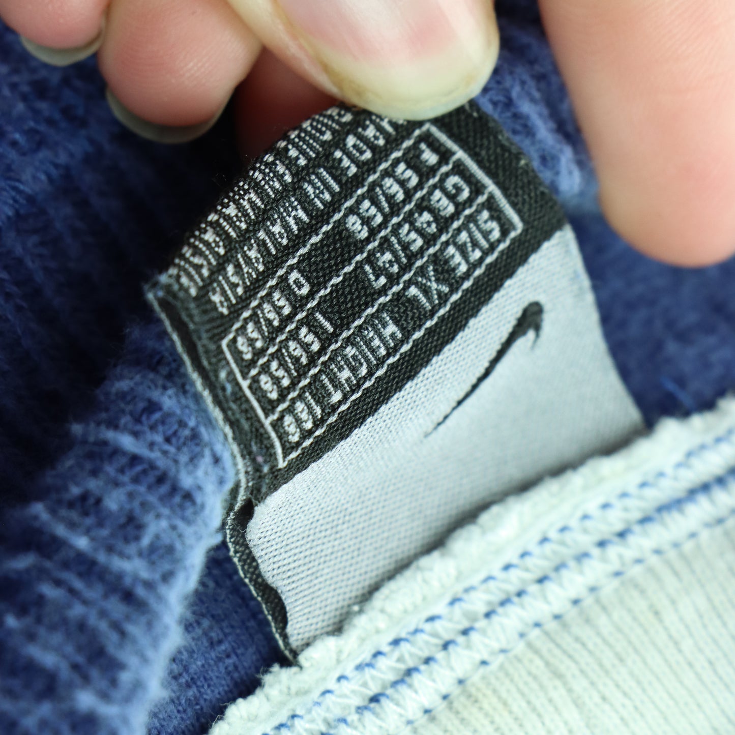 NIKE Embroidered Swoosh Corduroy Blue & White Sweatshirt (XL)