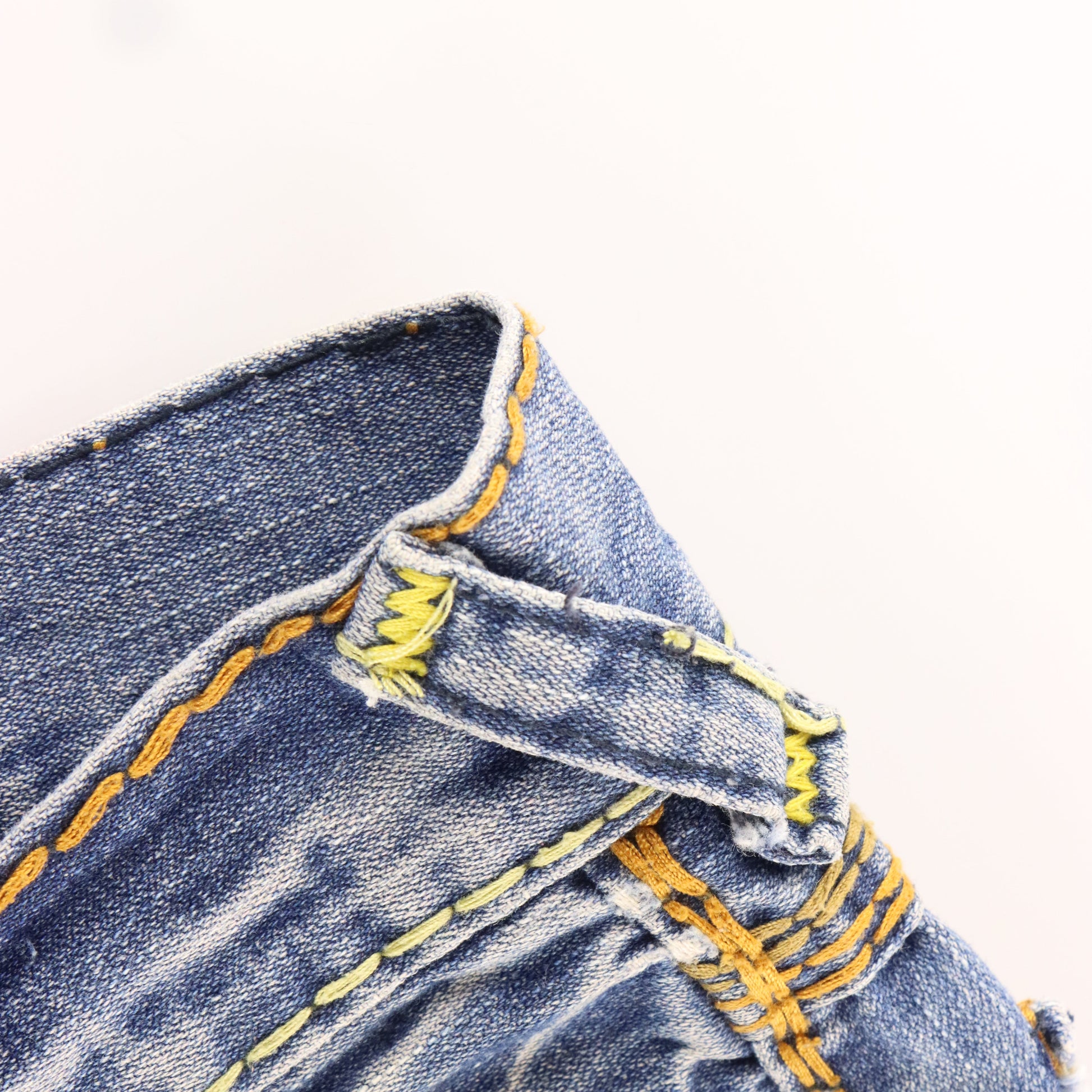 Vintage TRUE RELIGION 'Billy Super T' USA Made Thick Stitch Blue Jeans (32x33) ***COCO Vintage Sole Melbourne