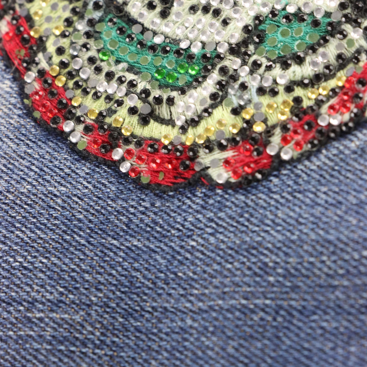 Vintage ED HARDY Rhinestone Skull New York City Y2K Distressed Blue Jeans (36x32) Vintage Sole Melbourne