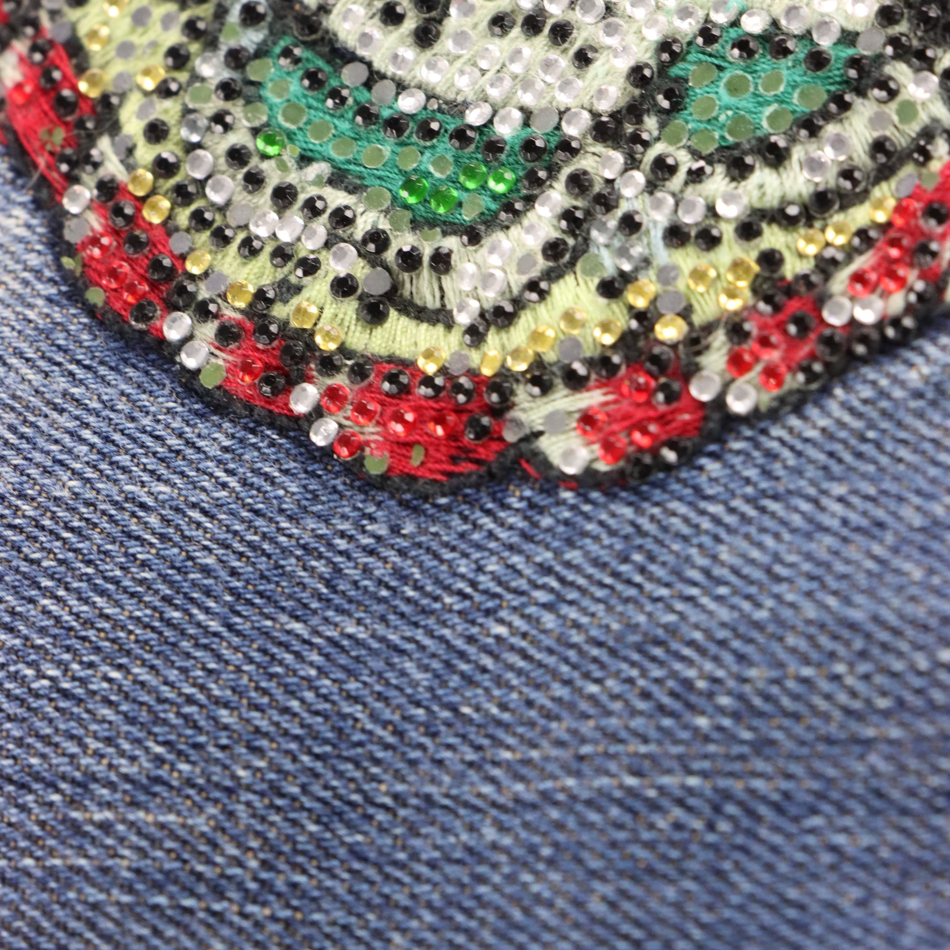 Vintage ED HARDY Rhinestone Skull New York City Y2K Distressed Blue Jeans (36x32) Vintage Sole Melbourne