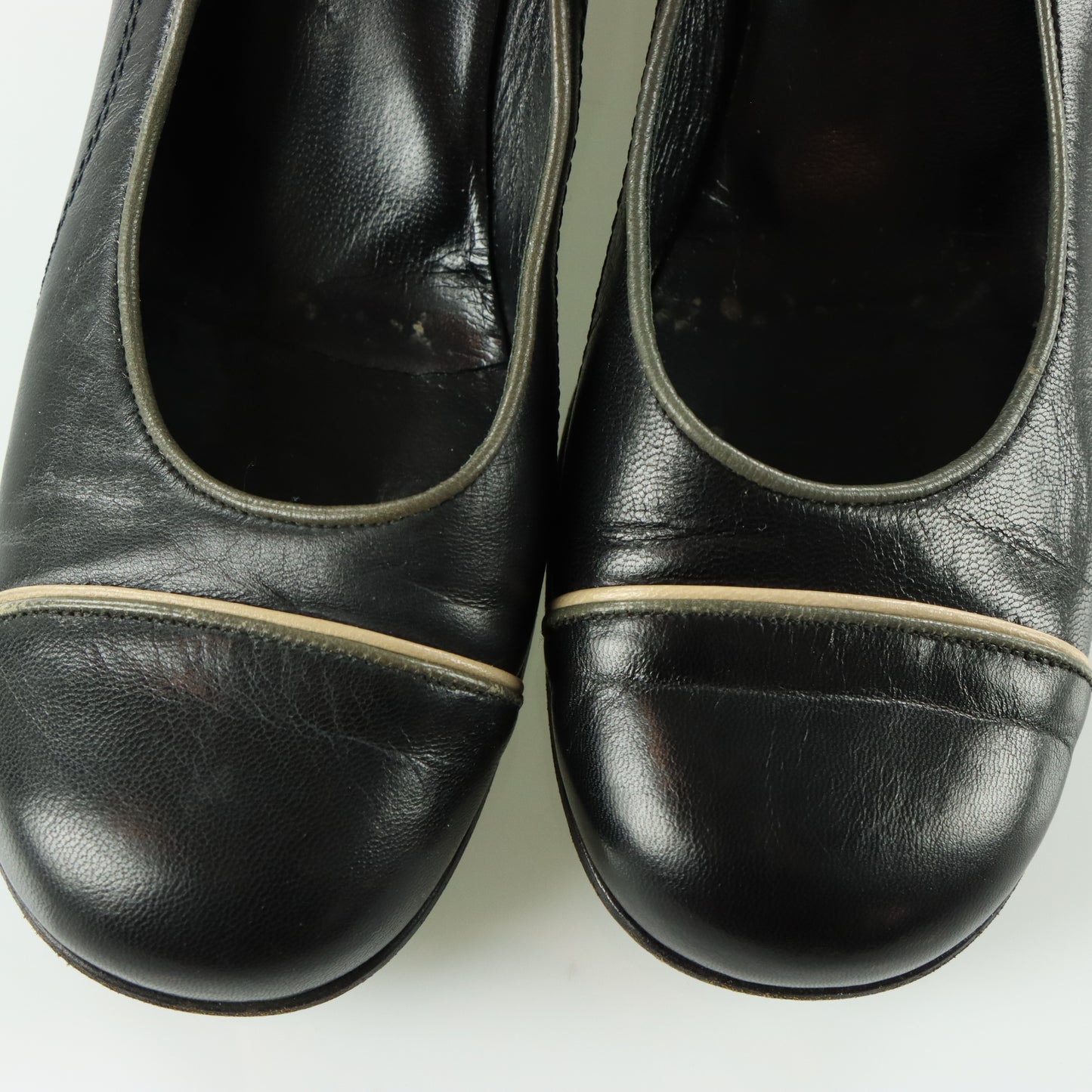 MIU MIU Black Genuine Leather Mary Jane Low Wedge (38.5)