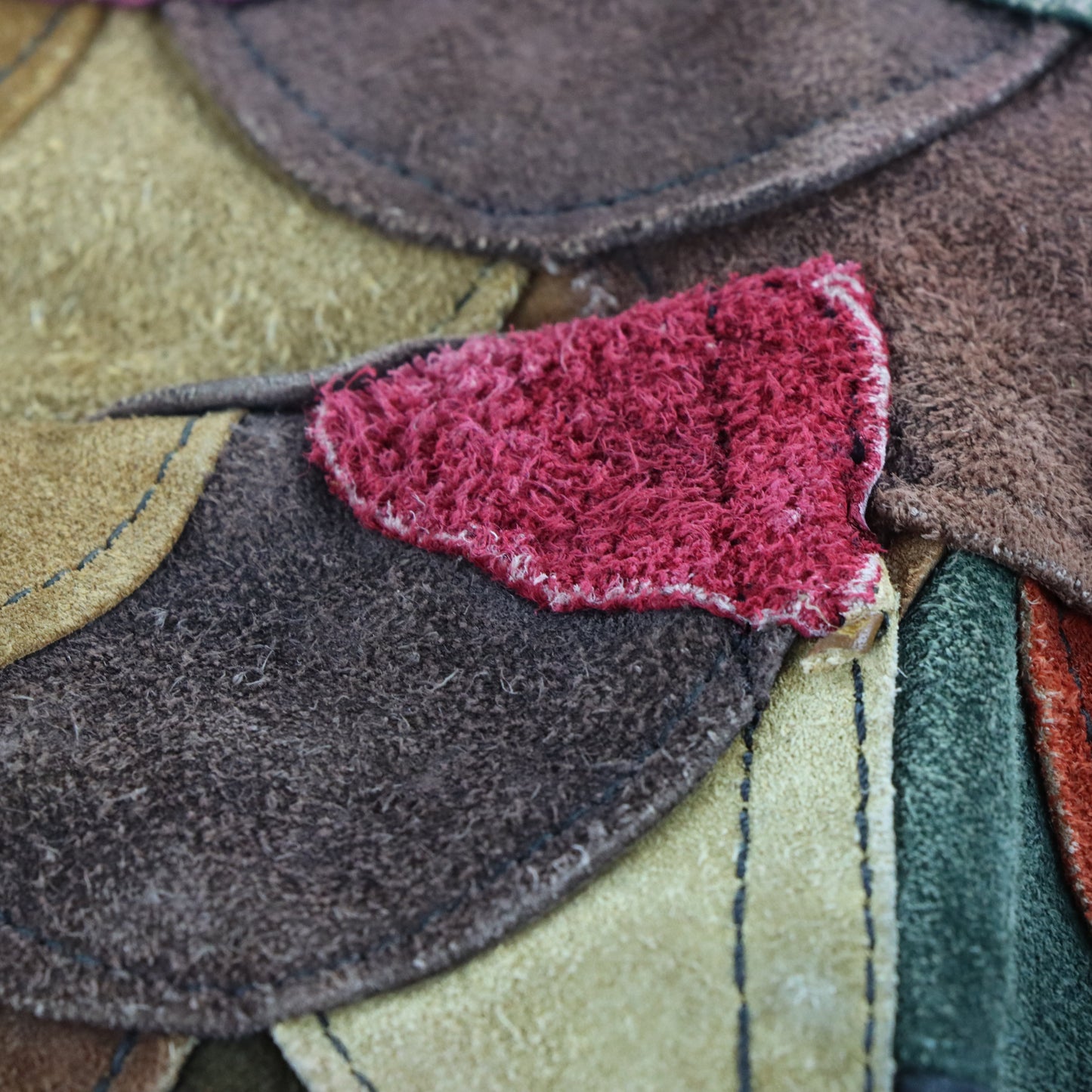 Vintage 70s Suede Leather Multicolour Earth-Tone Scalloped Fish-Scale Patchwork Jacket (M) ***COCO Vintage Sole Melbourne