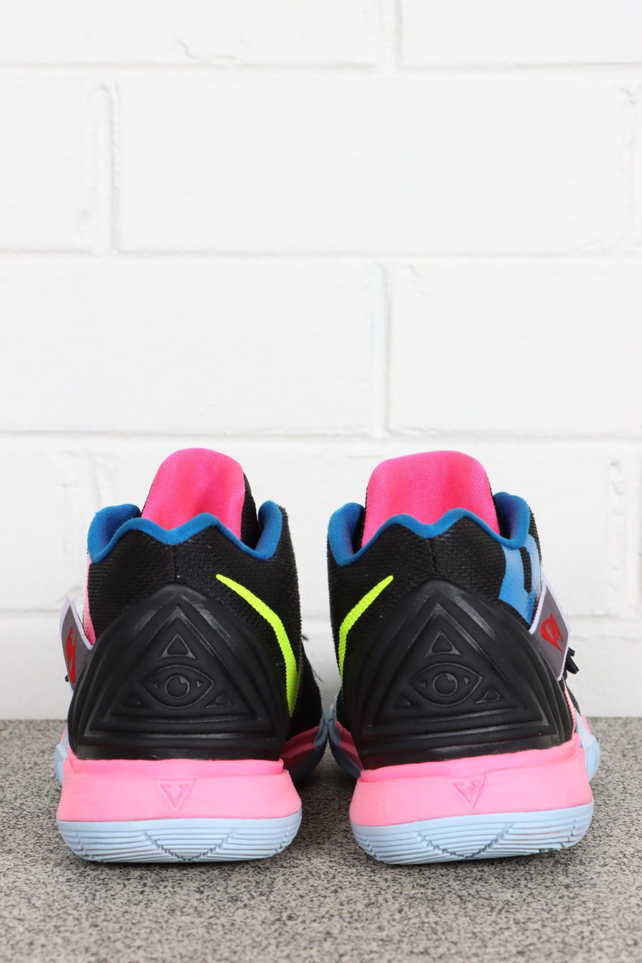 NIKE Kyrie 5 'Just Do It' Sneakers (7)