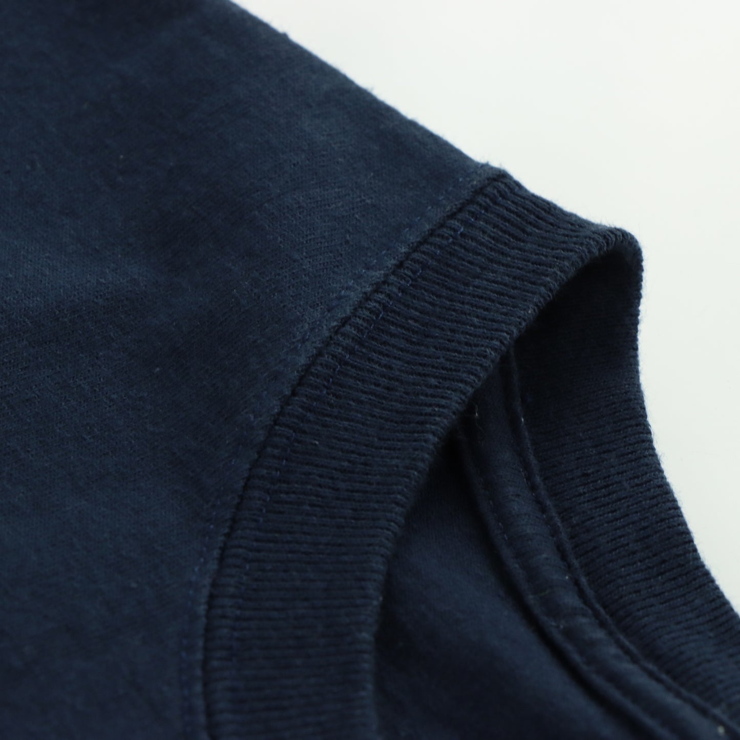 CARHARTT 'Loose Fit' Navy Pocket Casual Tee (L-XL)