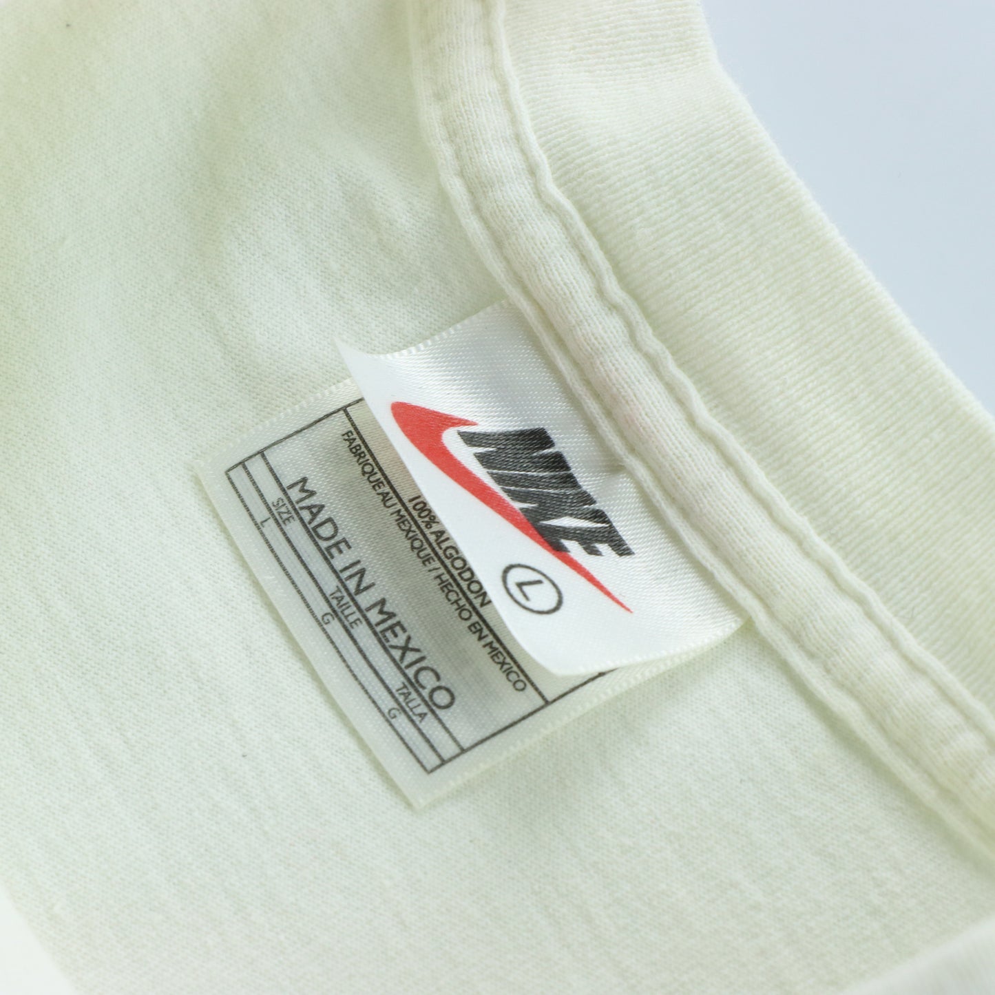 NIKE Large Centre Swoosh Logo Vintage White & Grey Tee (L-XL)