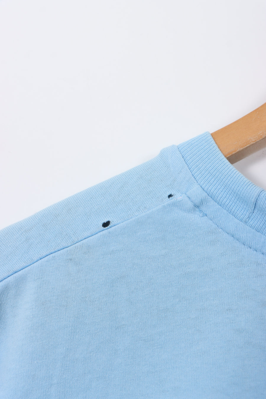 NIKE One Point Swoosh Embroidered Logo Blue T-Shirt (L)