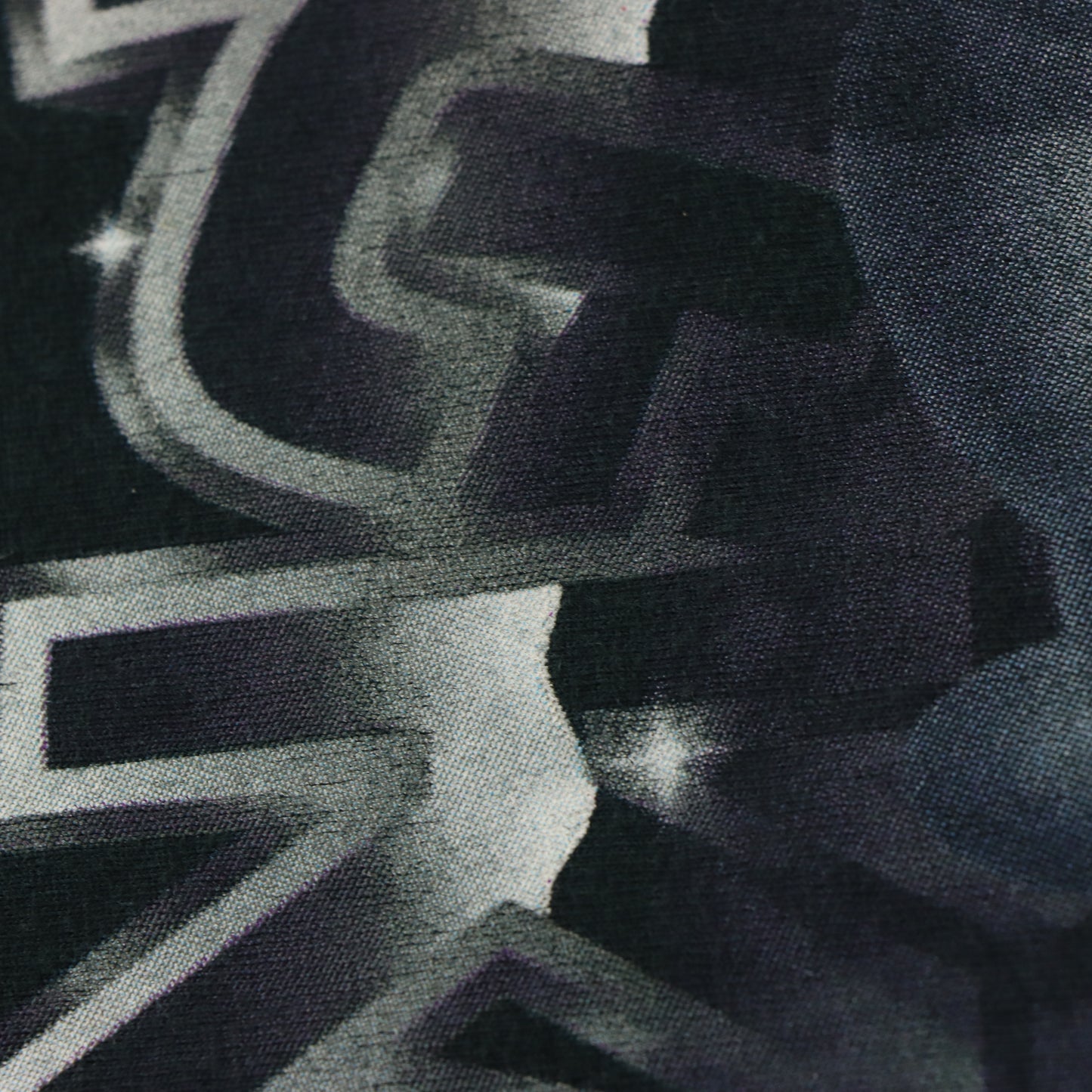 Vintage MICKEY MOUSE Walt Disney World Cartoon Black Tee (XL-XXL)