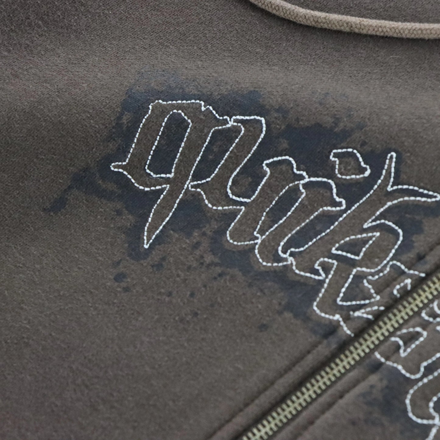 Vintage QUICKSILVER Y2K Embroidered Hooded Zip Up Sweatshirt (M-L) *Aubs Vintage Sole Melbourne