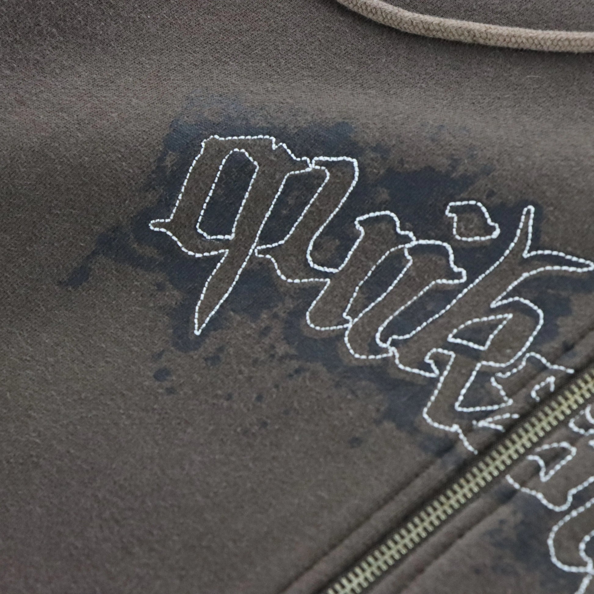 Vintage QUICKSILVER Y2K Embroidered Hooded Zip Up Sweatshirt (M-L) *Aubs Vintage Sole Melbourne