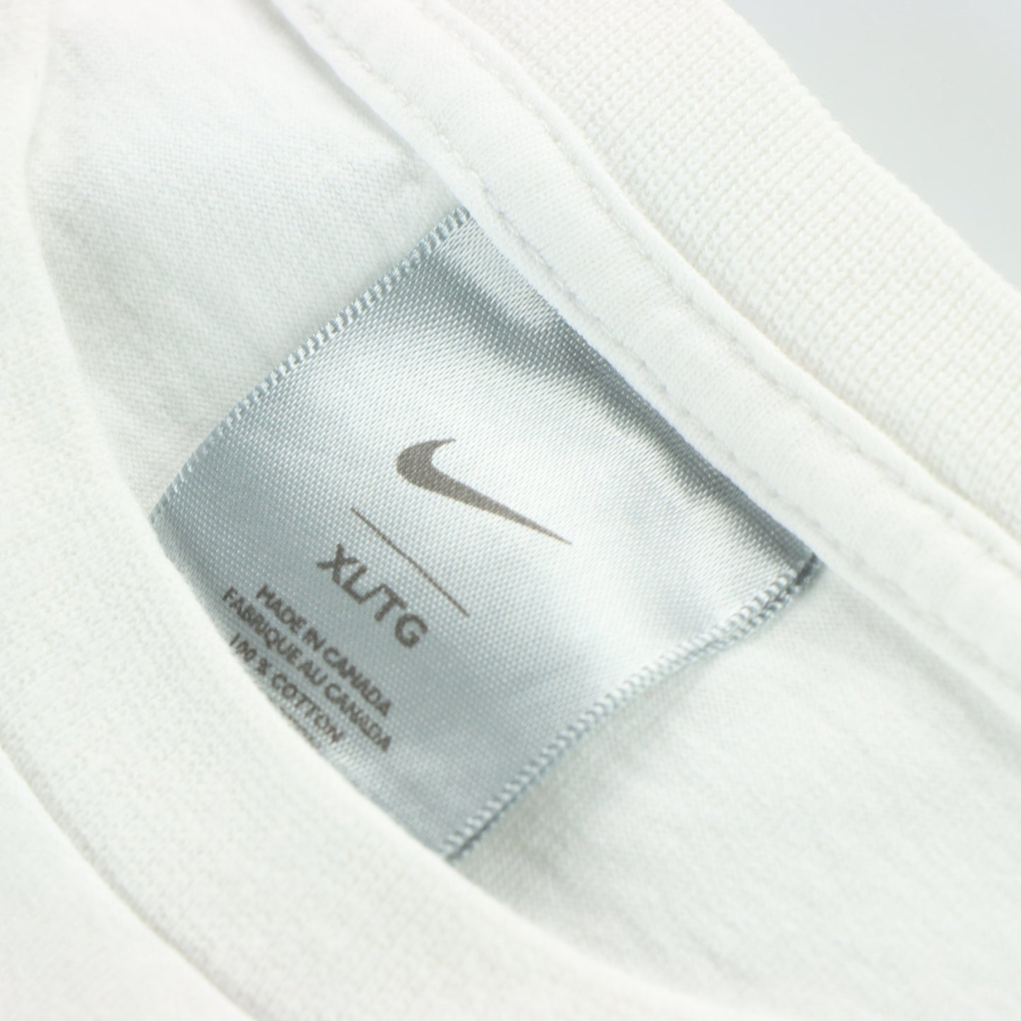 NIKE Y2K Centre Swoosh Oval Logo White Tee (XL-XXL)