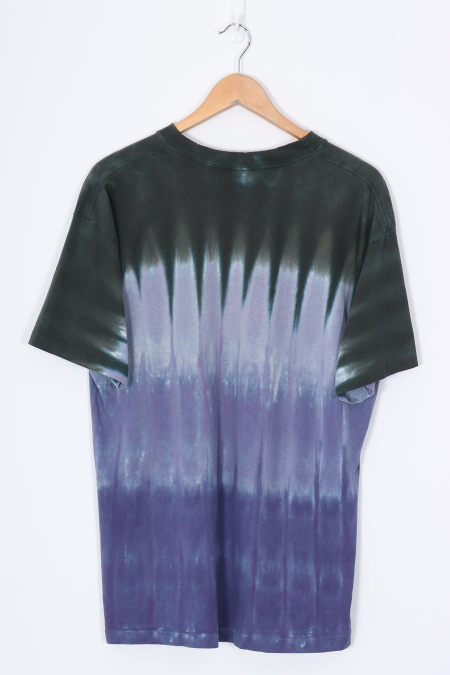 LIQUID BLUE KISS Purple & Black Tie-Dye Single Stitch Band Tee (L-XL)