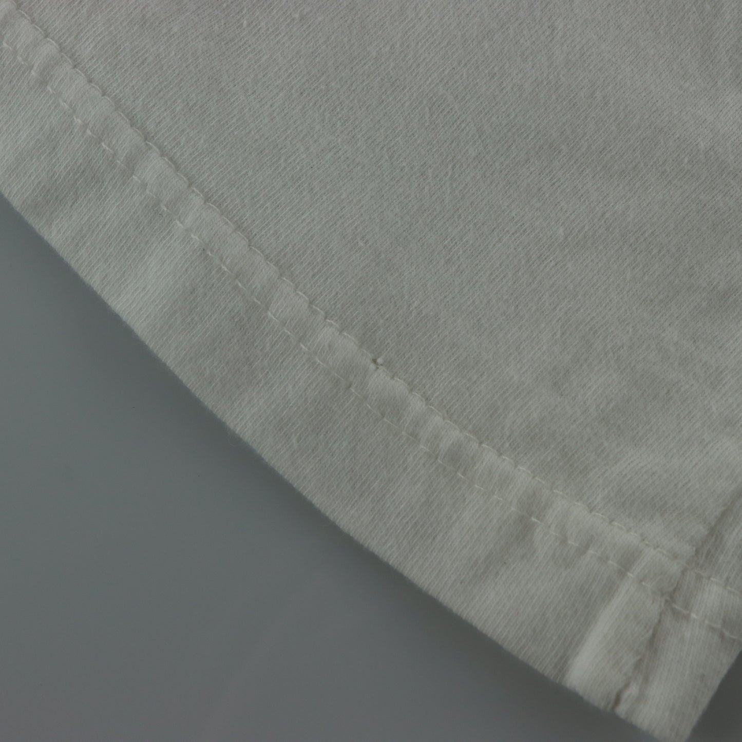 SOUTHPOLE Truth & Liberty Y2K Style Beaded Spell Out T-Shirt (L)