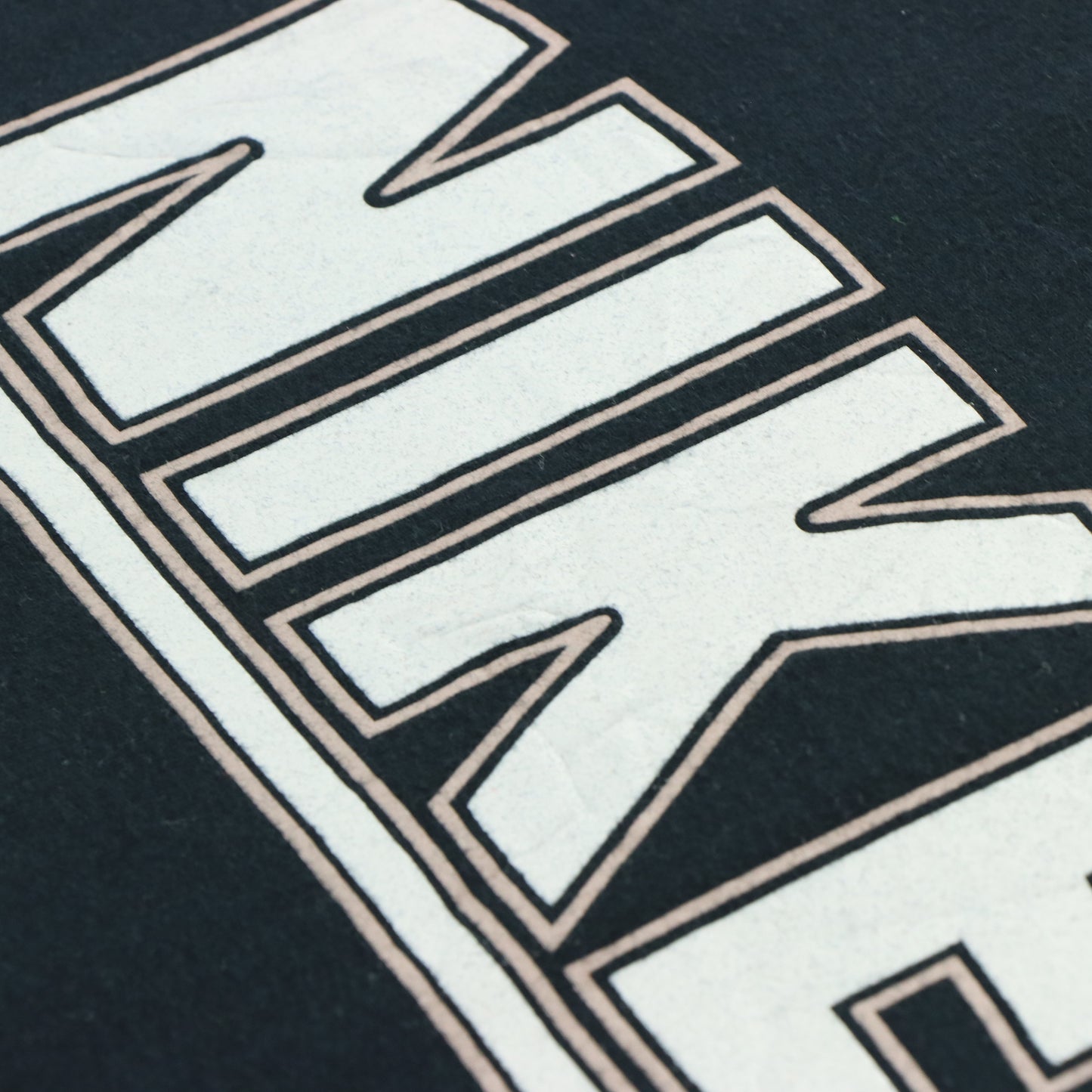 NIKE Spell Out Underlined Logo Black & White T-Shirt (XL)