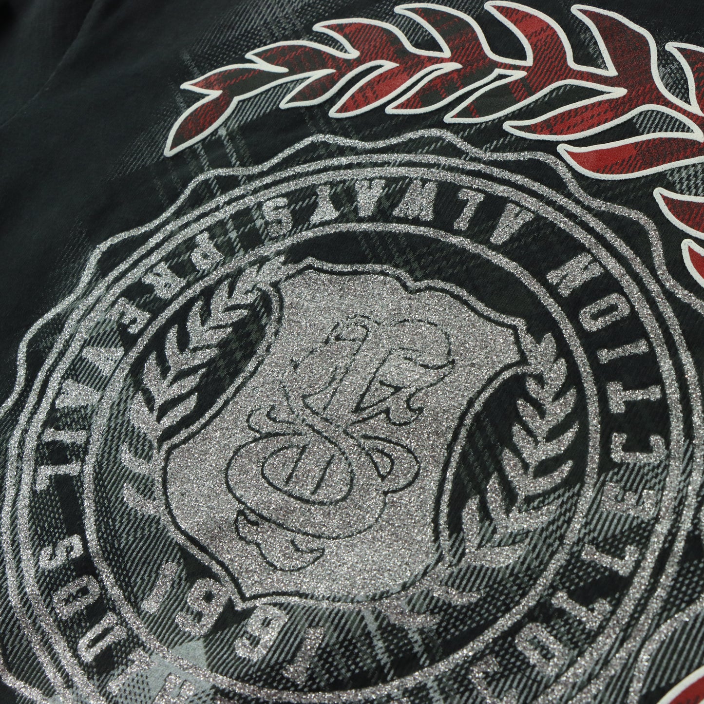 SOUTHPOLE "Always Prevail" Silver Glitter & Red Plaid Graphic Y2K Style Black Tee (XL)