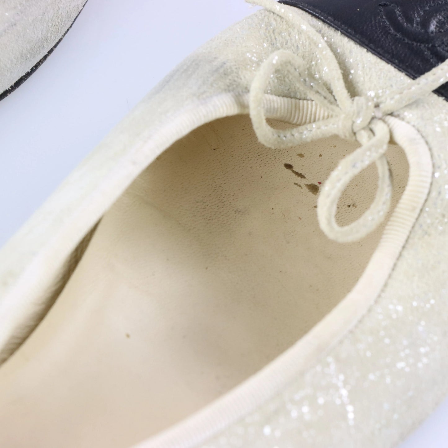 CHANNEL G02819 Cambon Cap Toe Leather Glimmer Black & Neutral Chic Ballet Flats (40)
